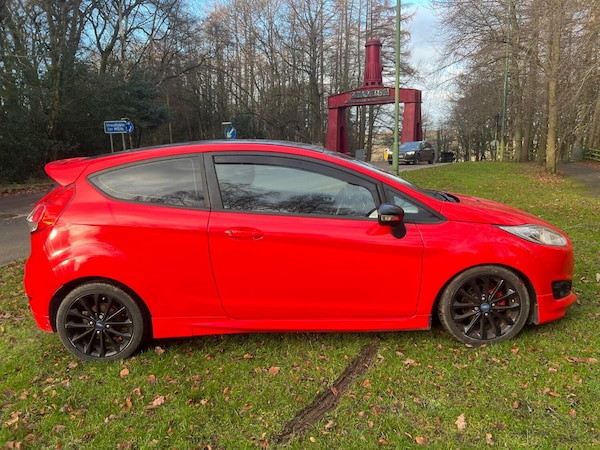 Used Ford Fiesta 2013 for sale - 73234270: Photo 1