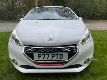 Used Peugeot 208 2013 for sale - 78979767: Photo