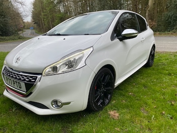 Used Peugeot 208 2013 for sale - 78979767: Photo