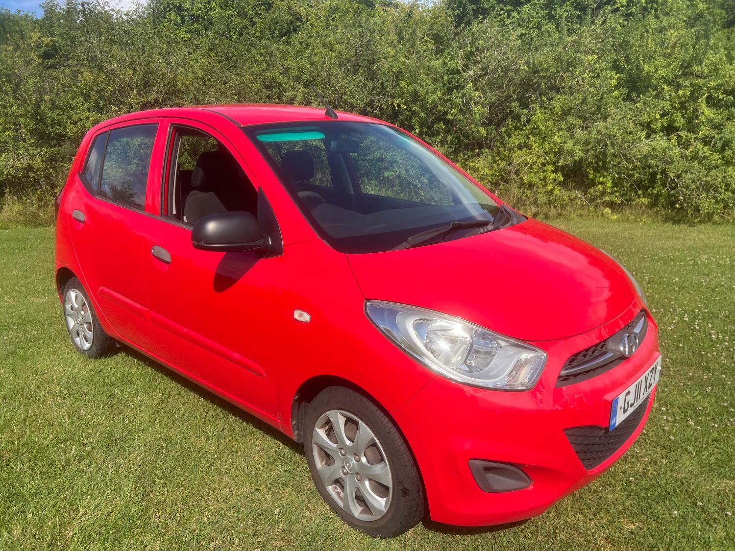 Used Hyundai i10 2011 for sale - 76793229: Photo 2