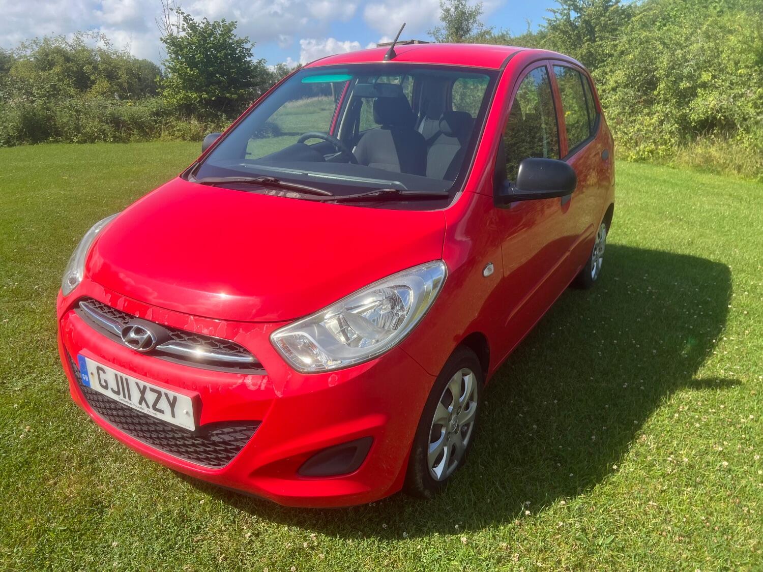 Used Hyundai i10 2011 for sale - 76793229: Photo 5