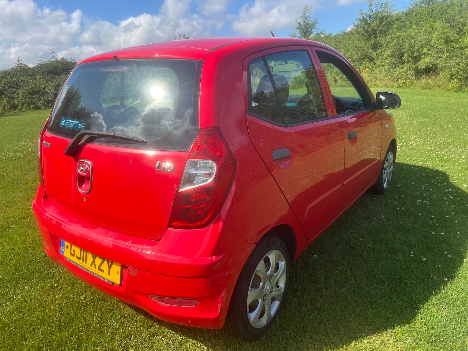 Used Hyundai i10 2011 for sale - 76793229: Photo 9