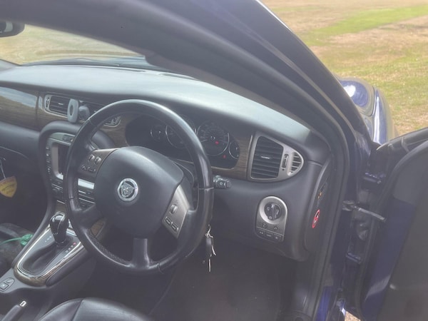 Used Jaguar X-Type 2010 for sale - 75277908: Photo 14