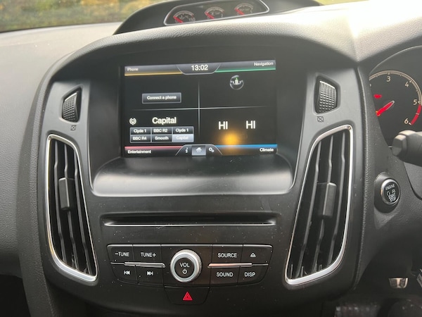 Used Ford Focus 2015 for sale - 74796884: Photo 11