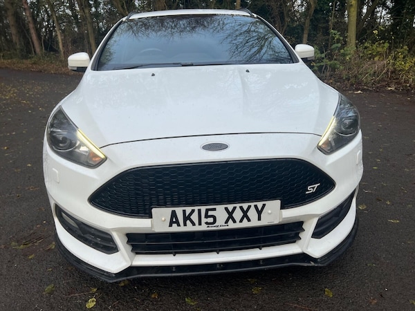 Used Ford Focus 2015 for sale - 74796884: Photo 3