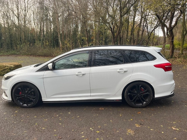 Used Ford Focus 2015 for sale - 74796884: Photo 5