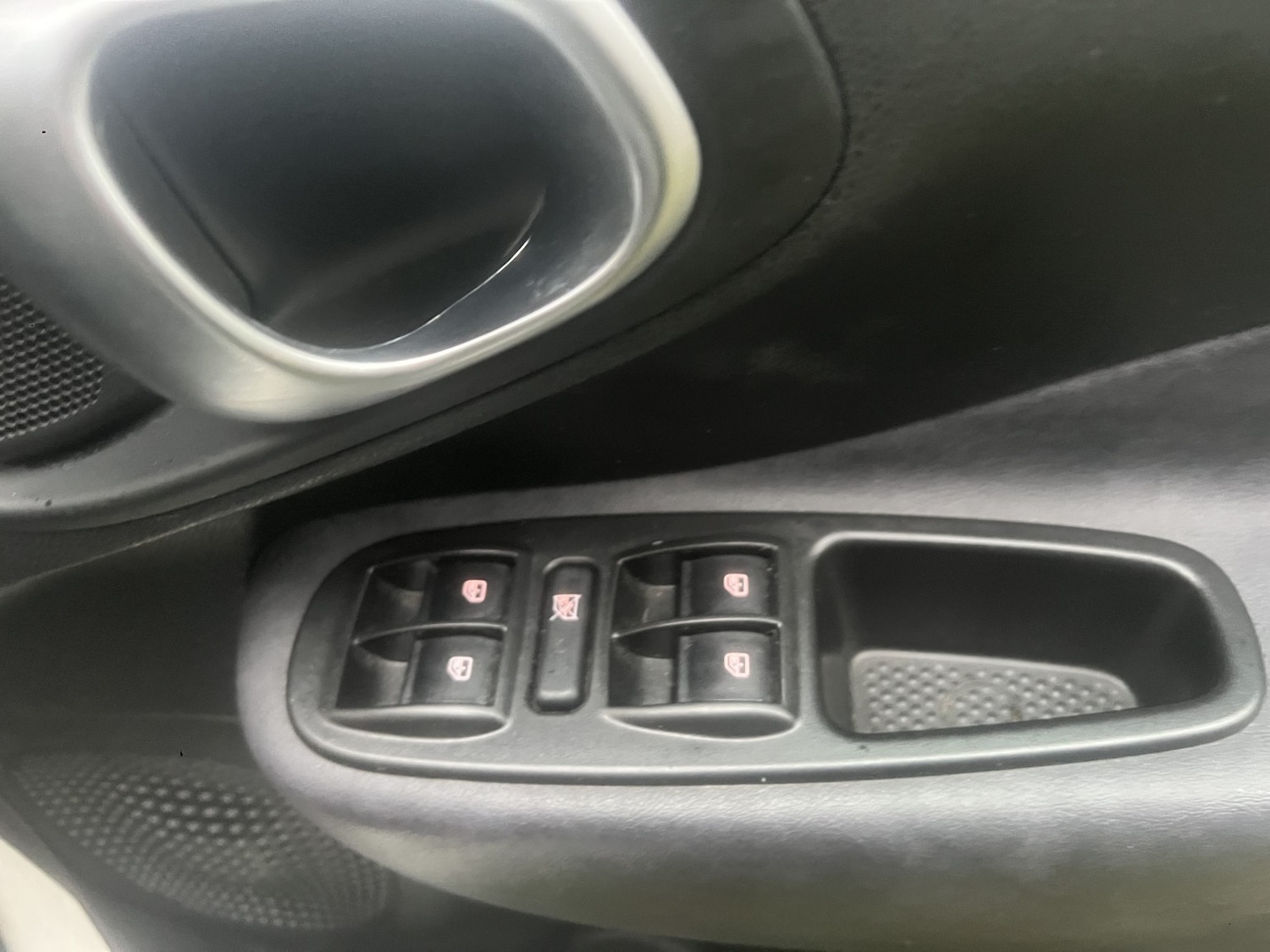 Used Fiat 500L 2014 for sale - 77052259: Photo 16