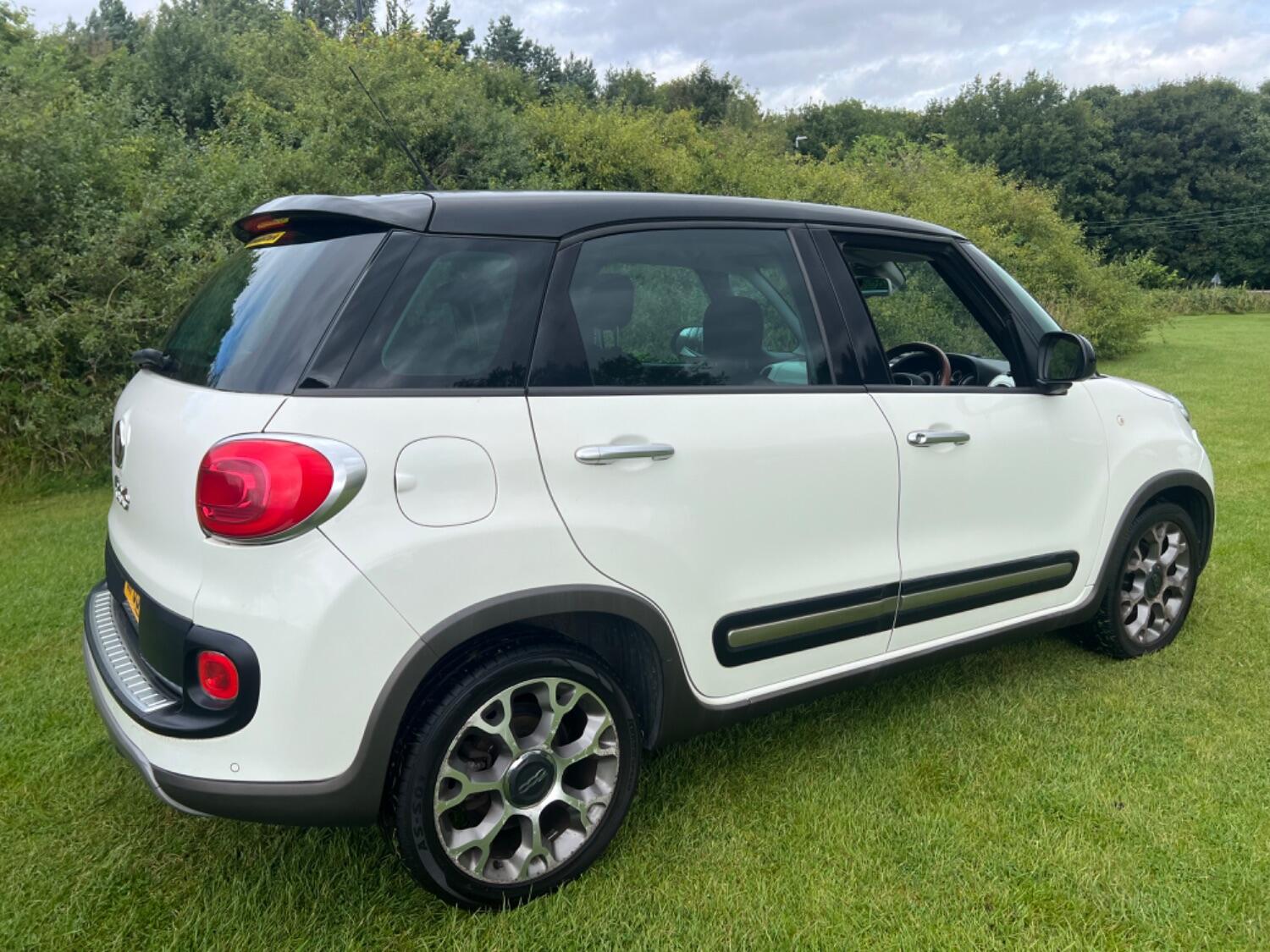 Used Fiat 500L 2013 for sale - 76769327: Photo 8