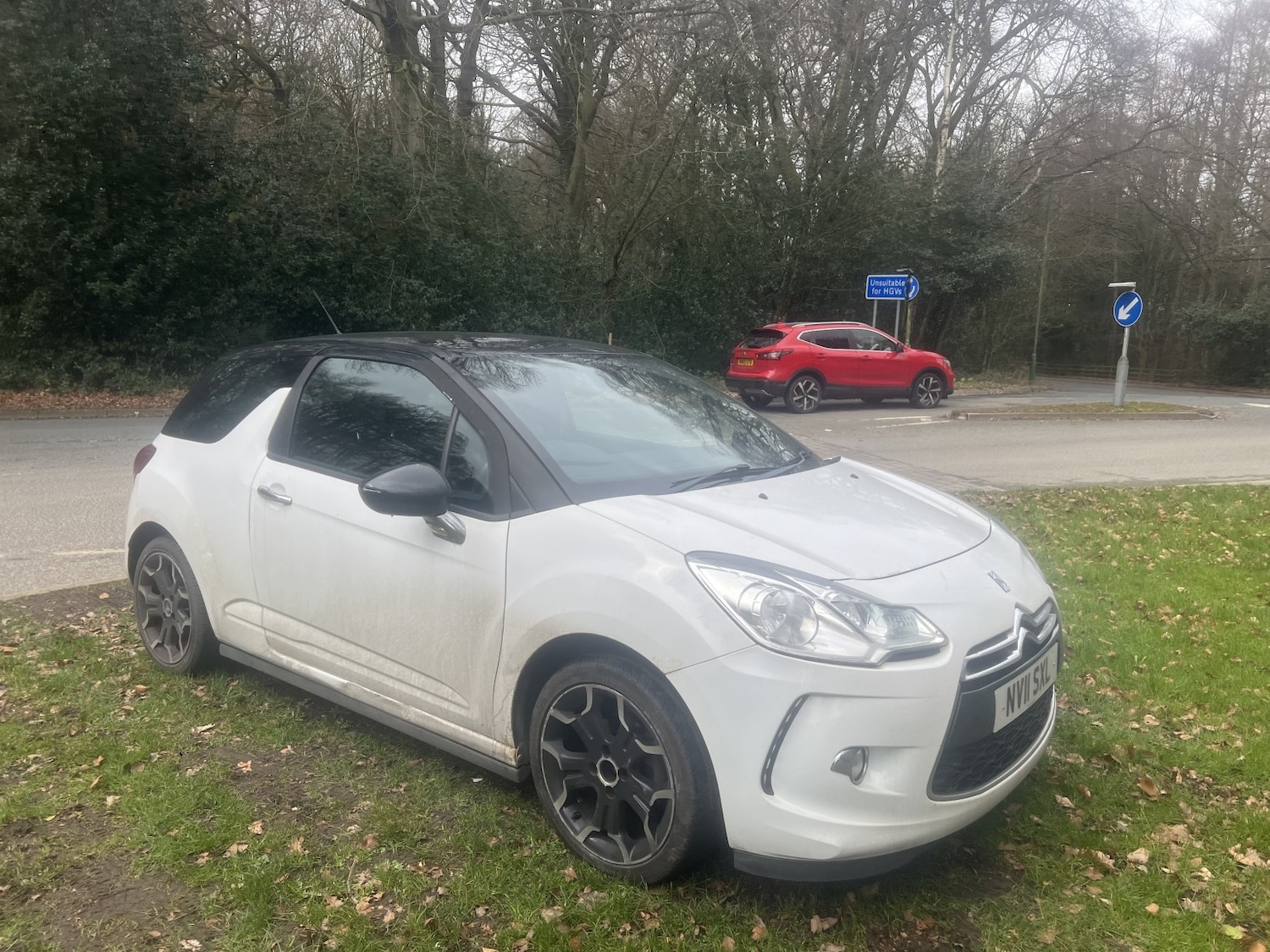 Used Citroen DS3 2011 for sale - 77707216: Photo 2