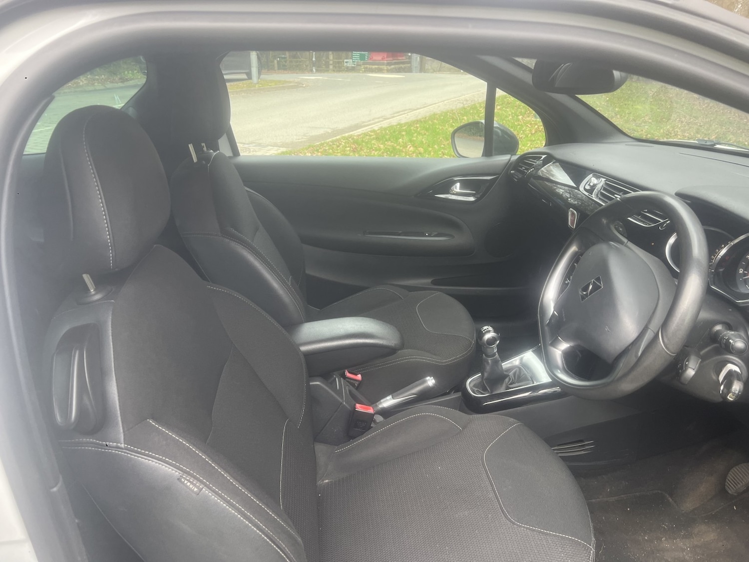 Used Citroen DS3 2011 for sale - 77707216: Photo 8