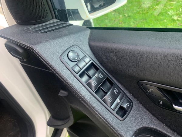 Used Mercedes-Benz R Class 2012 for sale - 68667472: Photo 18