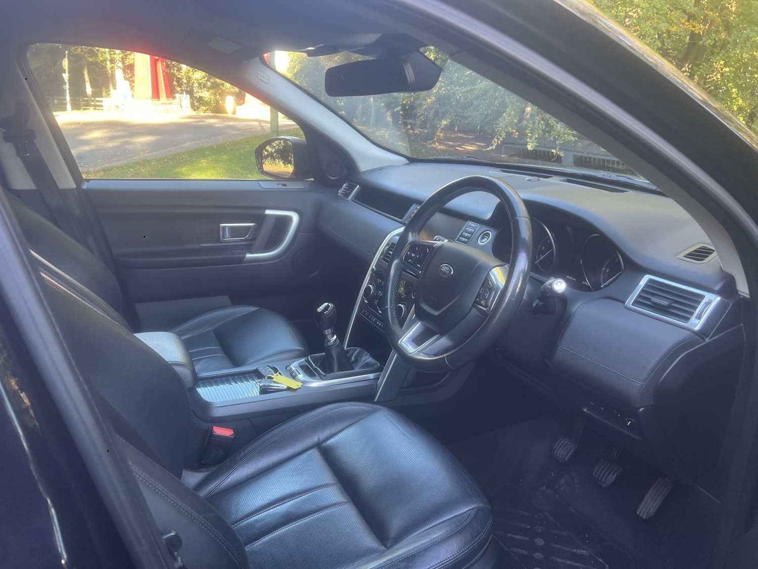 Used Land Rover Discovery Sport 2018 for sale - 76382440: Photo 12