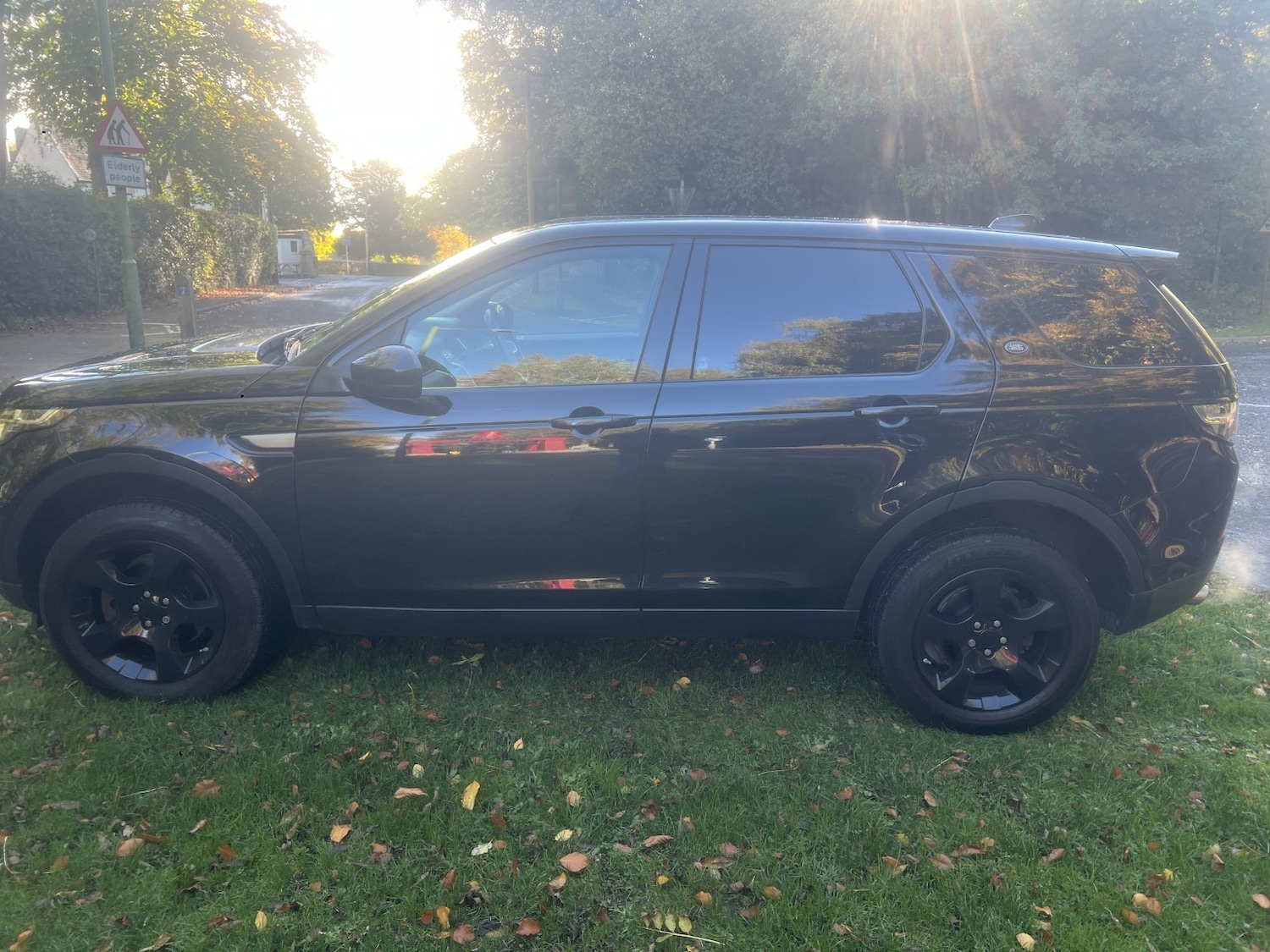 Used Land Rover Discovery Sport 2018 for sale - 76382440: Photo 5