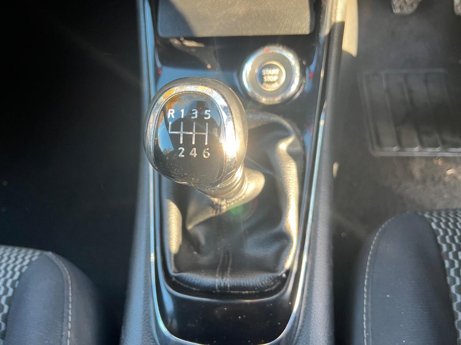 Used Nissan Pulsar 2015 for sale - 76793320: Photo 19