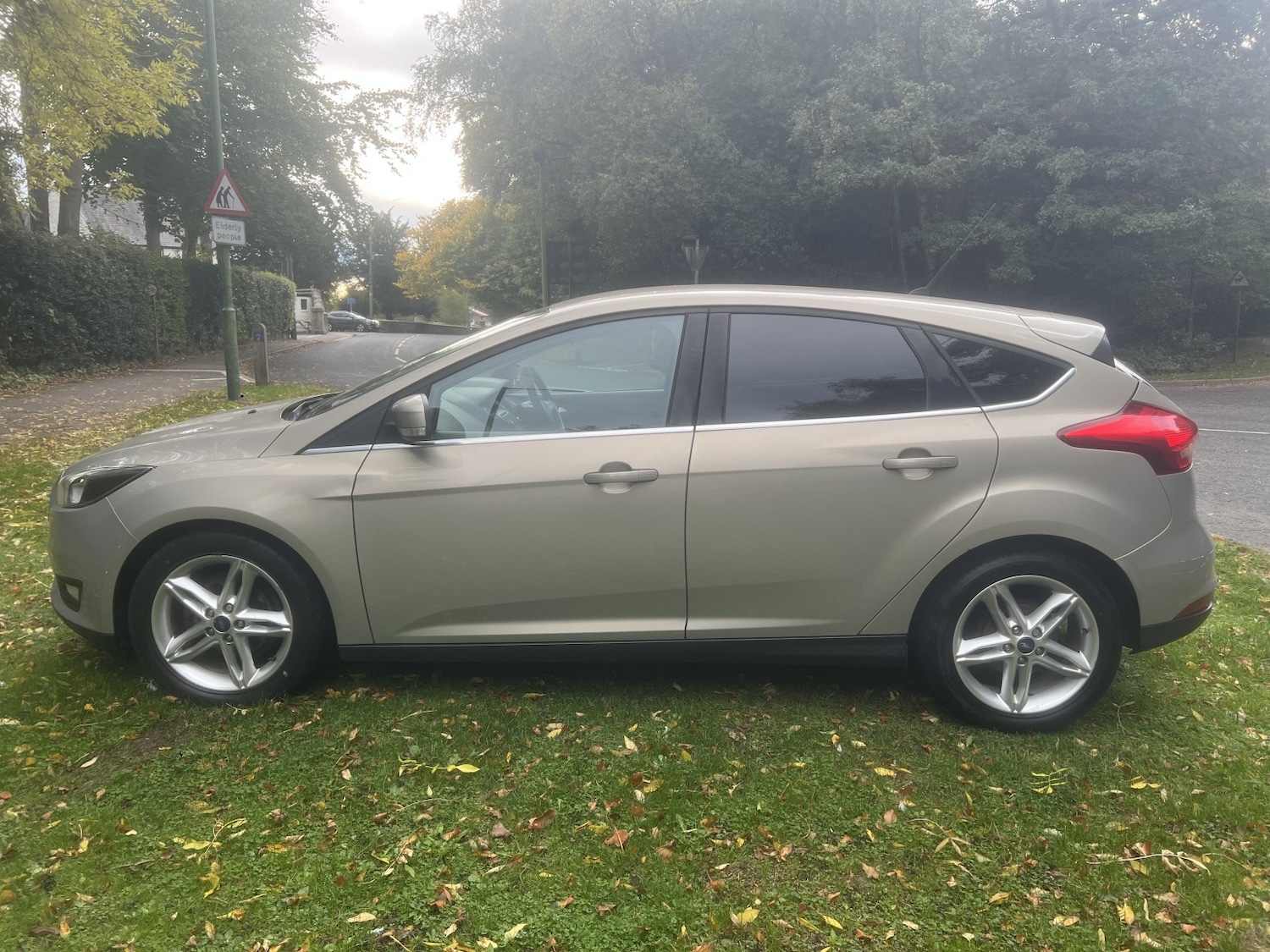 Used Ford Focus 2015 for sale - 76246179: Photo 5