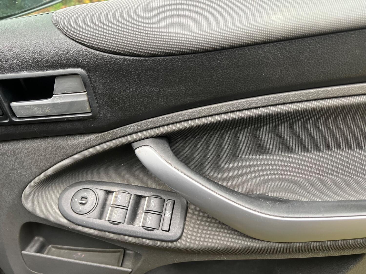 Used Ford Kuga 2010 for sale - 76793325: Photo 11