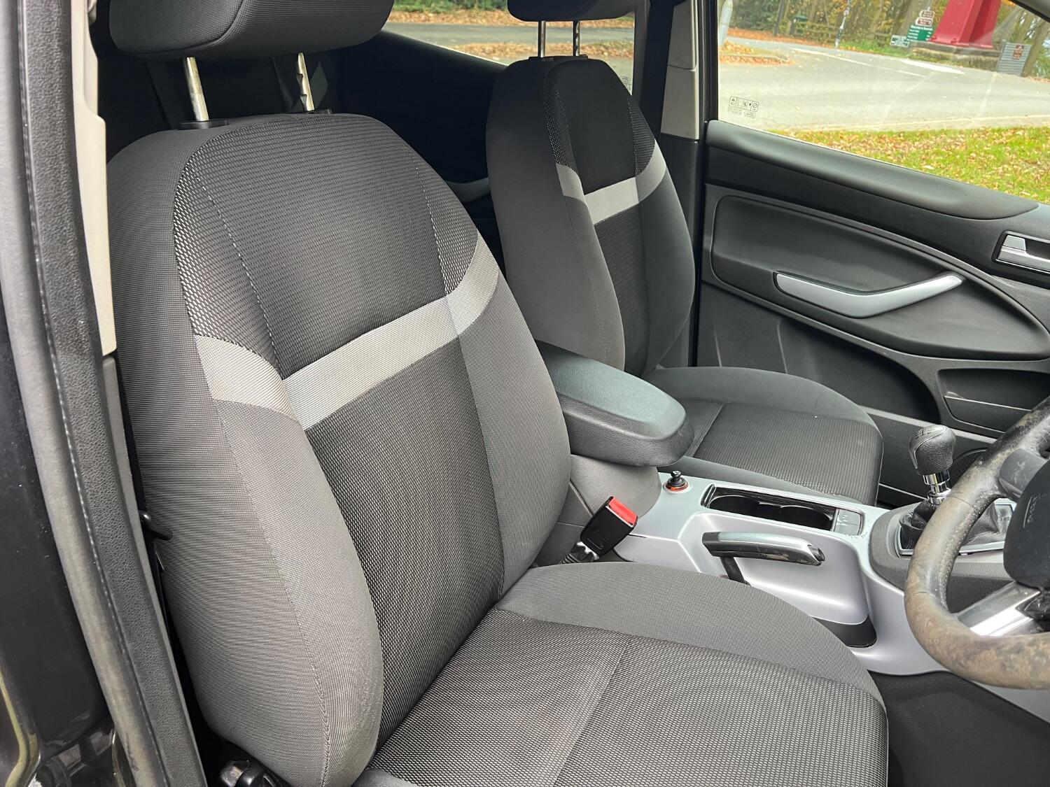 Used Ford Kuga 2010 for sale - 76793325: Photo 14