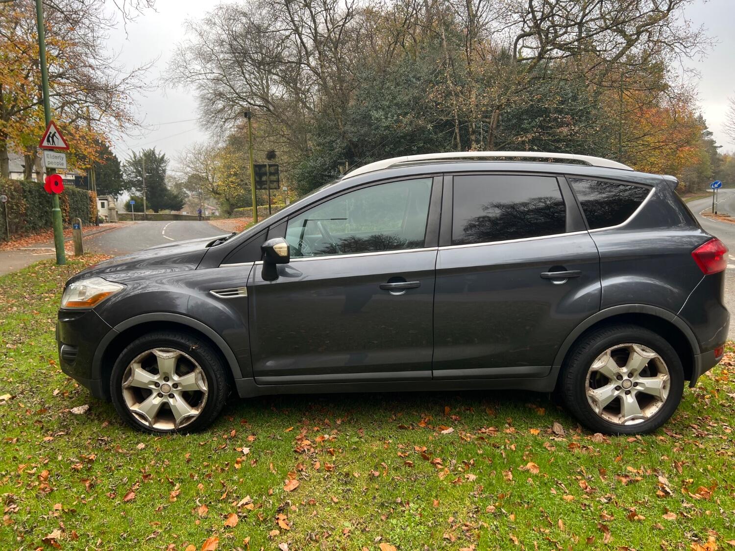 Used Ford Kuga 2010 for sale - 76793325: Photo 4