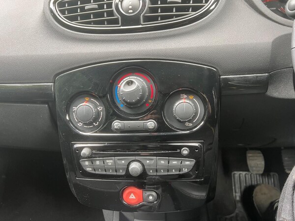 Used Renault Clio 2012 for sale - 74748384: Photo 12