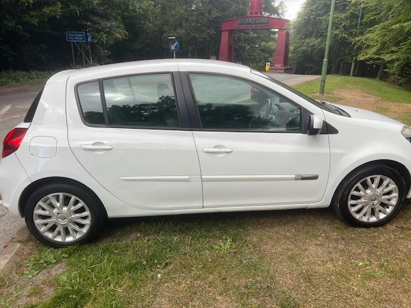 Used Renault Clio 2012 for sale - 74748384: Photo 4