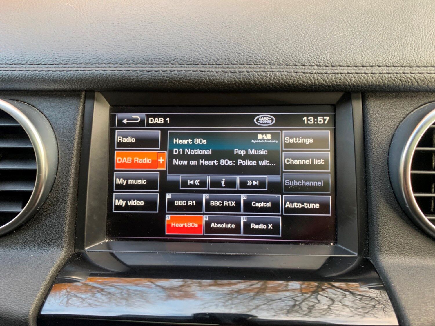 Used Land Rover Discovery 2013 for sale - 76662765: Photo 24