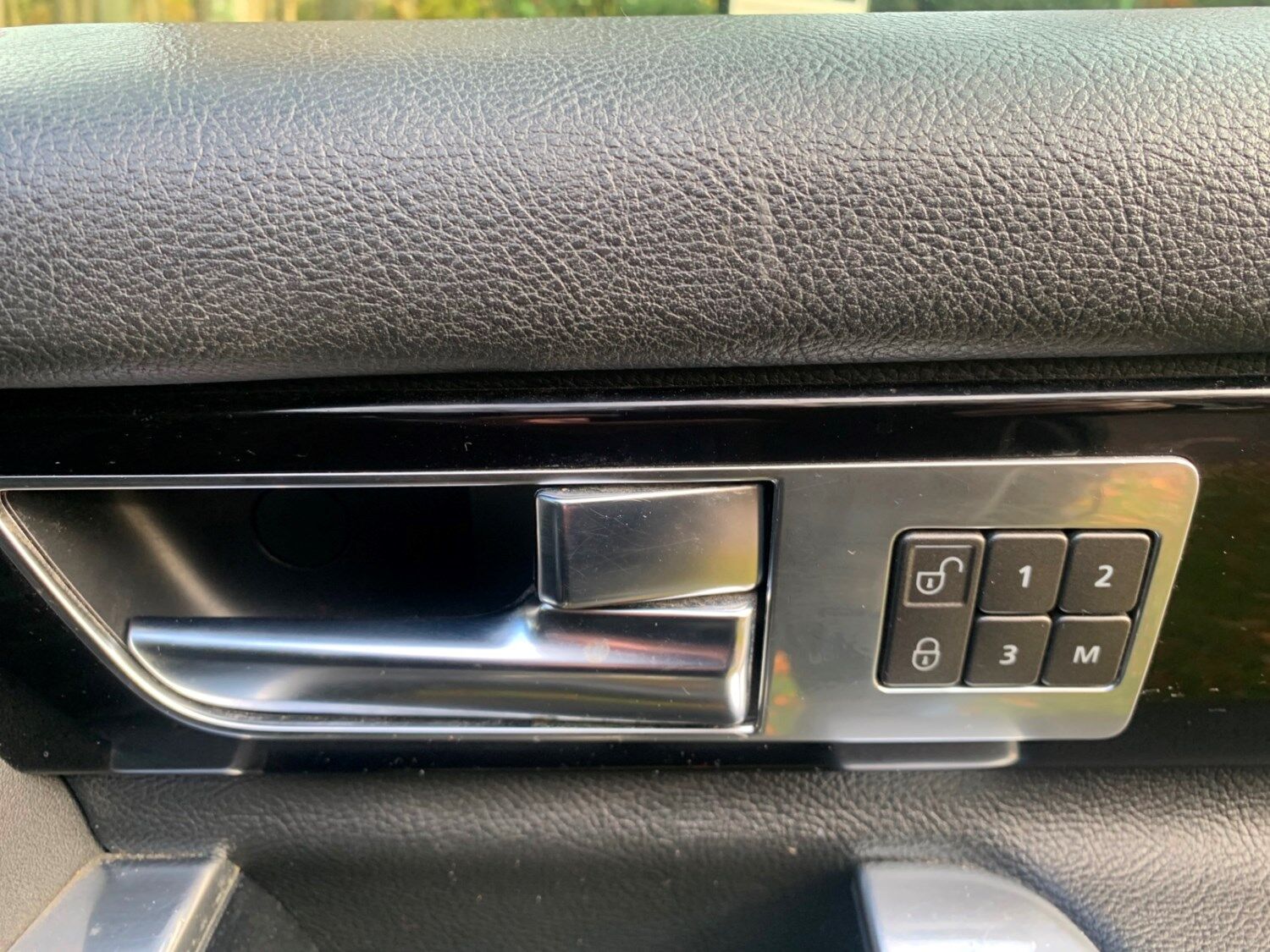 Used Land Rover Discovery 2013 for sale - 76662765: Photo 26