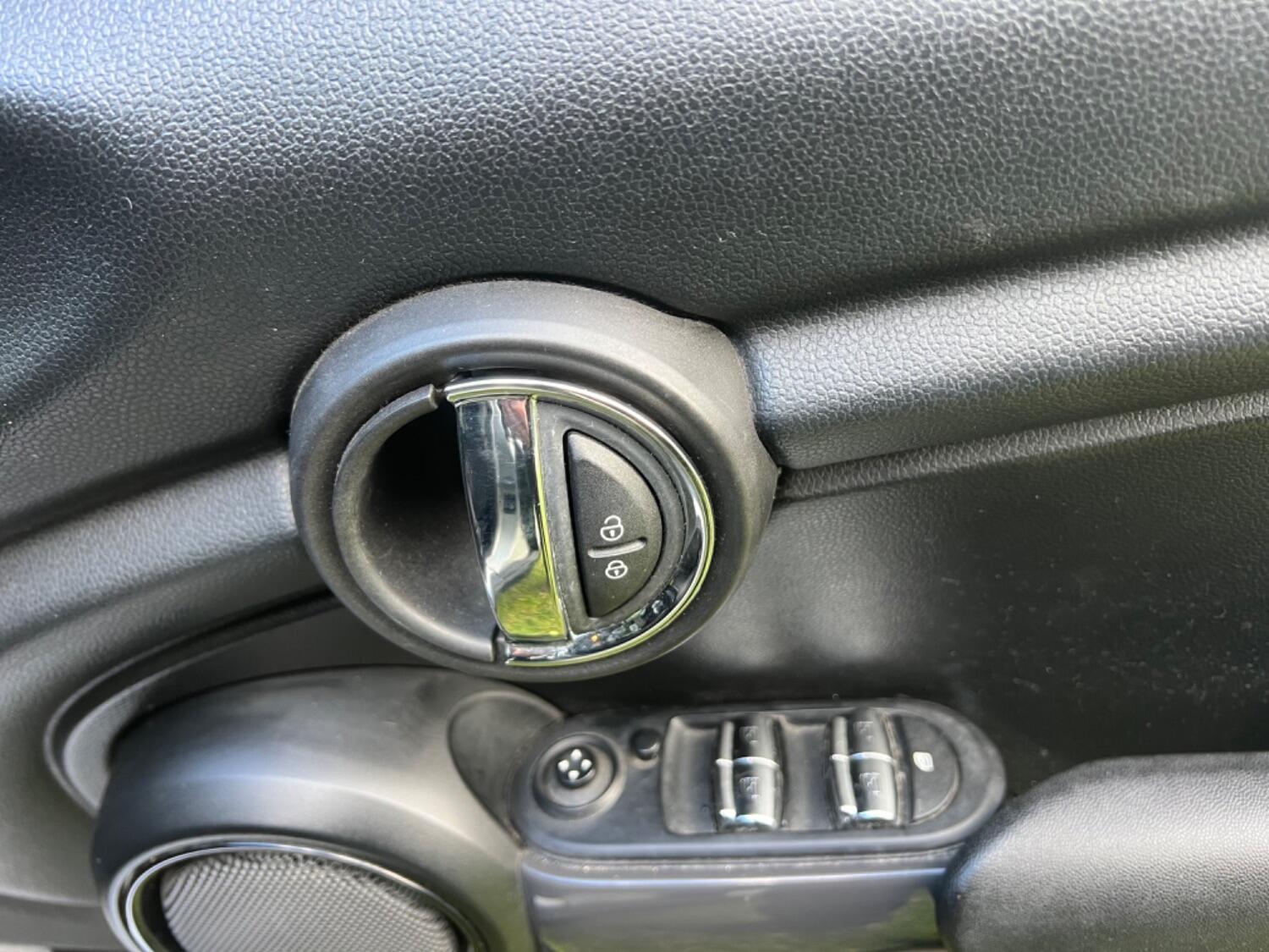 Used MINI Hatch 2017 for sale - 76793331: Photo 13