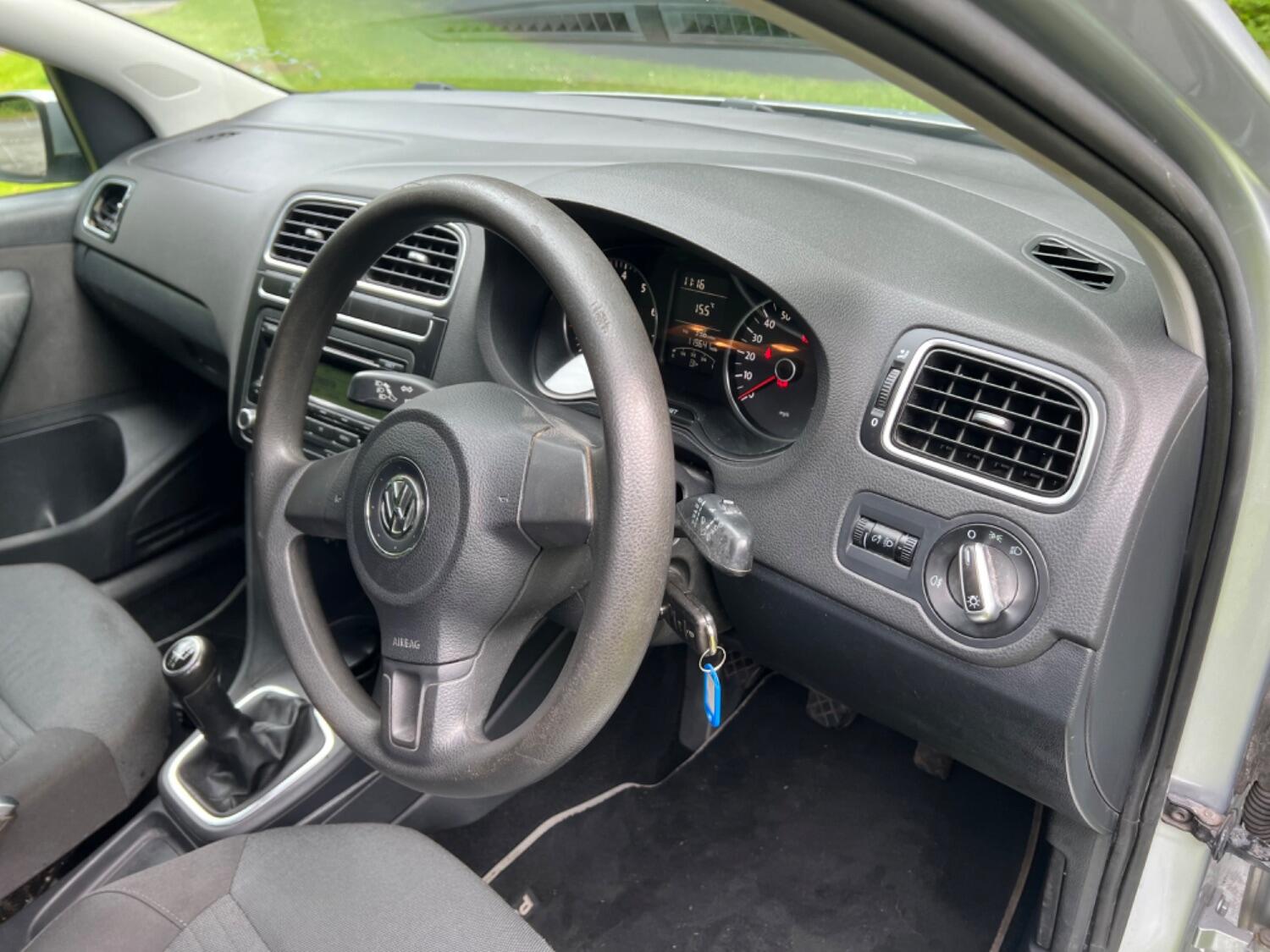 Used Volkswagen Polo 2011 for sale - 77464949: Photo 14