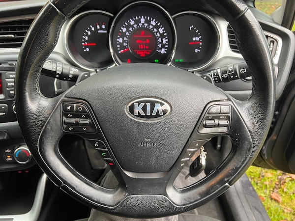 Used Kia Ceed 2014 for sale - 72990575: Photo 19