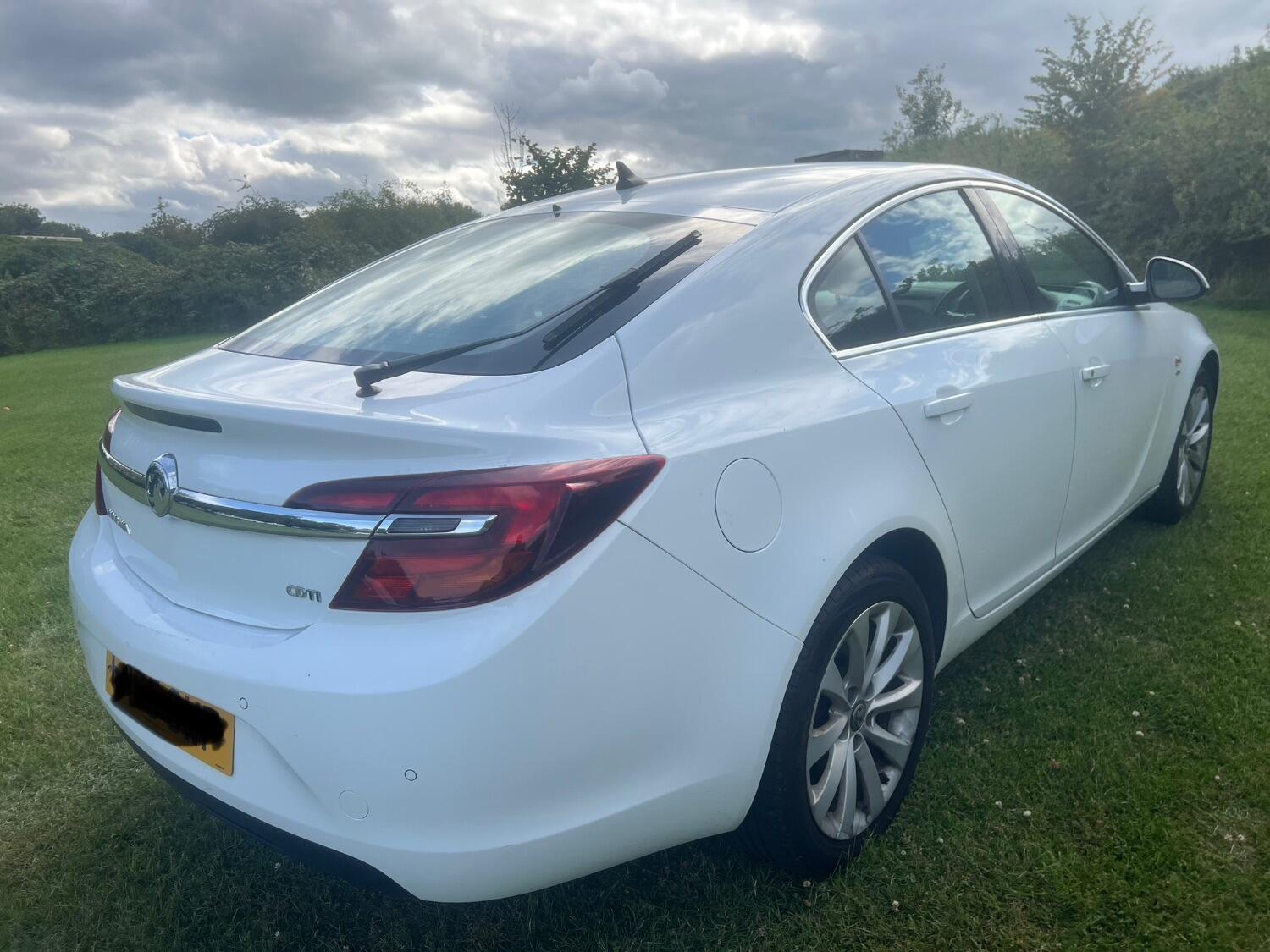 Used Vauxhall Insignia 2015 for sale - 76793219: Photo 8