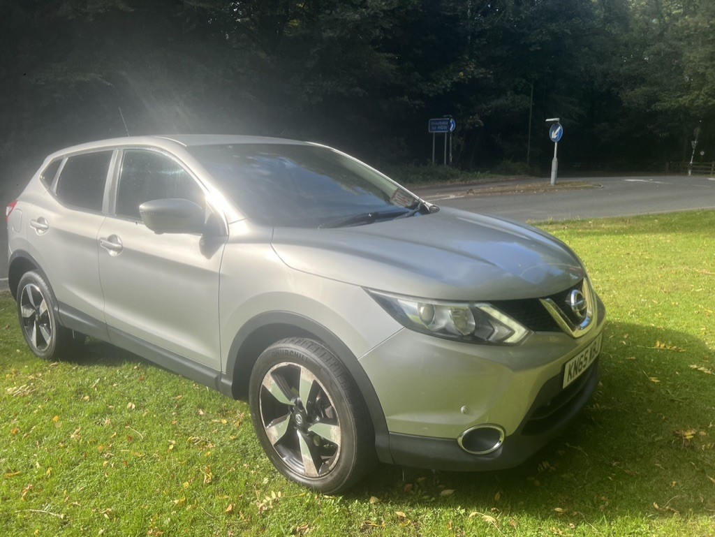 Used Nissan Qashqai 2015 for sale - 76313904: Photo 2