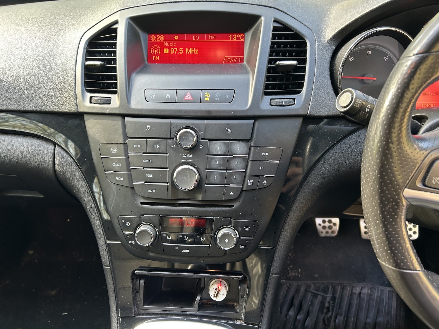 Used Vauxhall Insignia 2011 for sale - 78168813: Photo 12