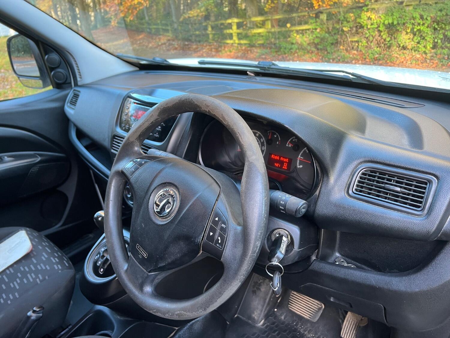 Used Vauxhall Combo 2016 for sale - 76793318: Photo 10