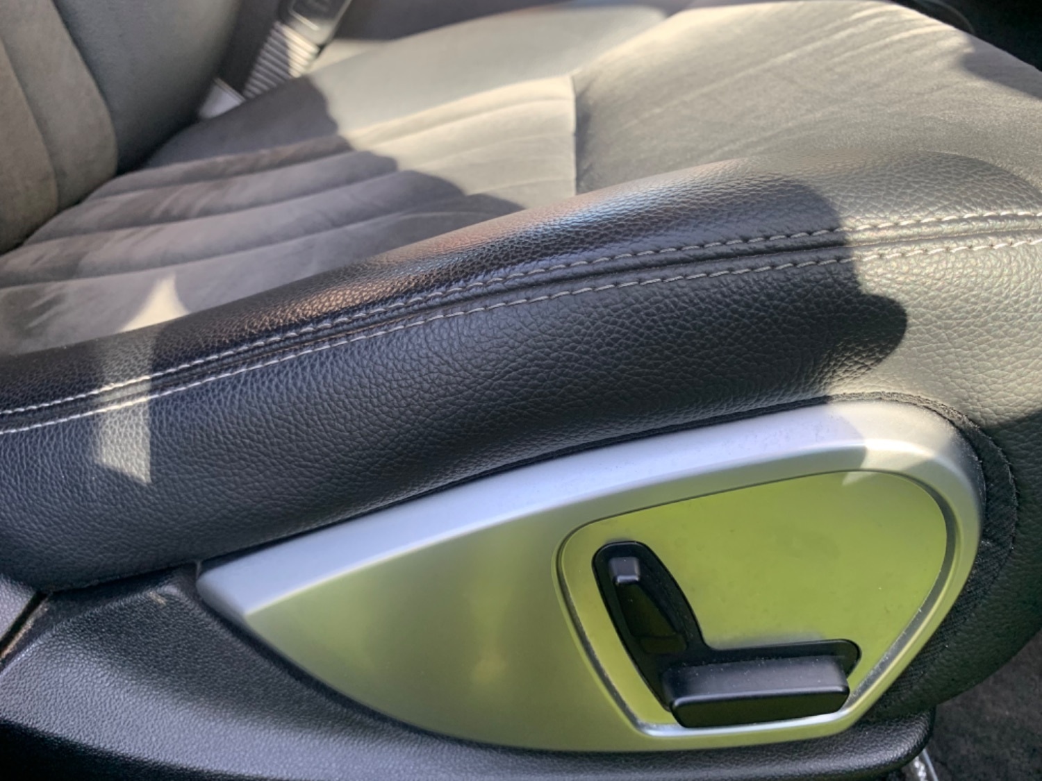 Used Mercedes-Benz R Class 2008 for sale - 76662775: Photo 11