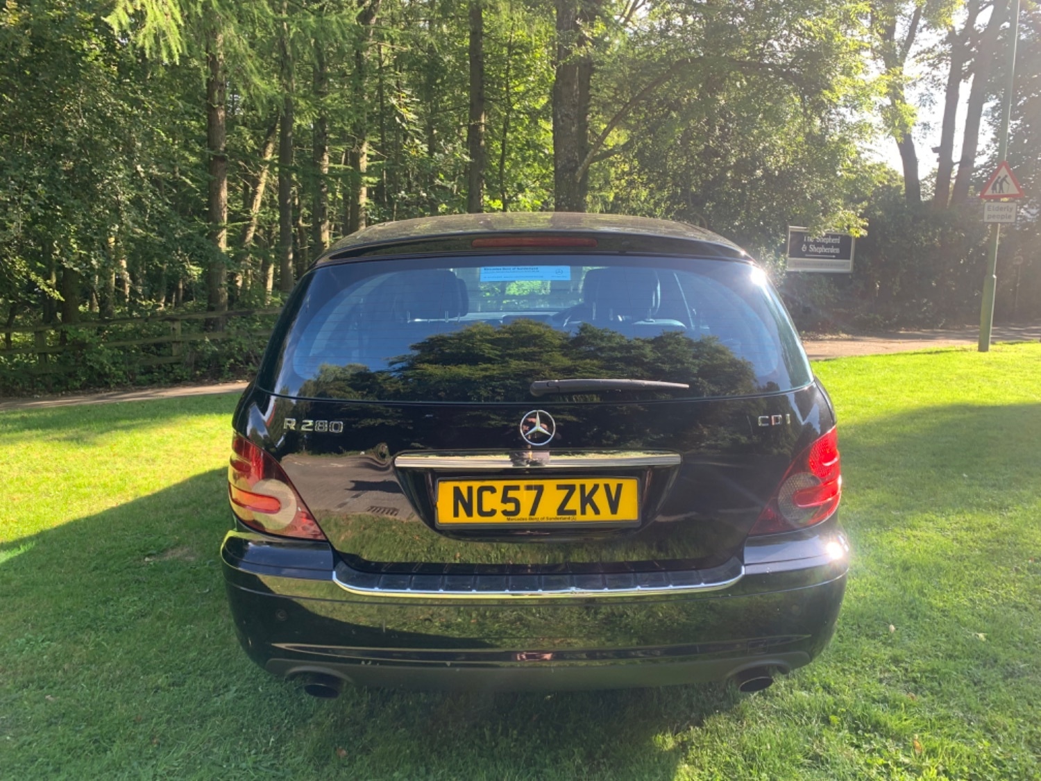 Used Mercedes-Benz R Class 2008 for sale - 76662775: Photo 7