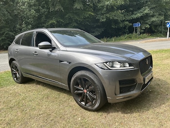 Used Jaguar F-Pace 2018 for sale - 79519662: Photo
