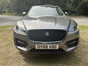 Used Jaguar F-Pace 2018 for sale - 79519662: Photo