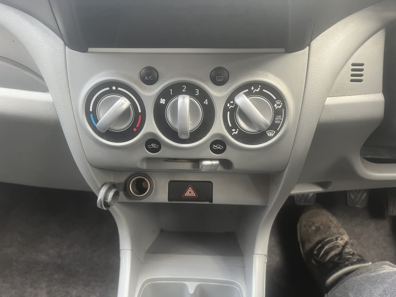 Used Suzuki Alto 2011 for sale - 77701083: Photo 14