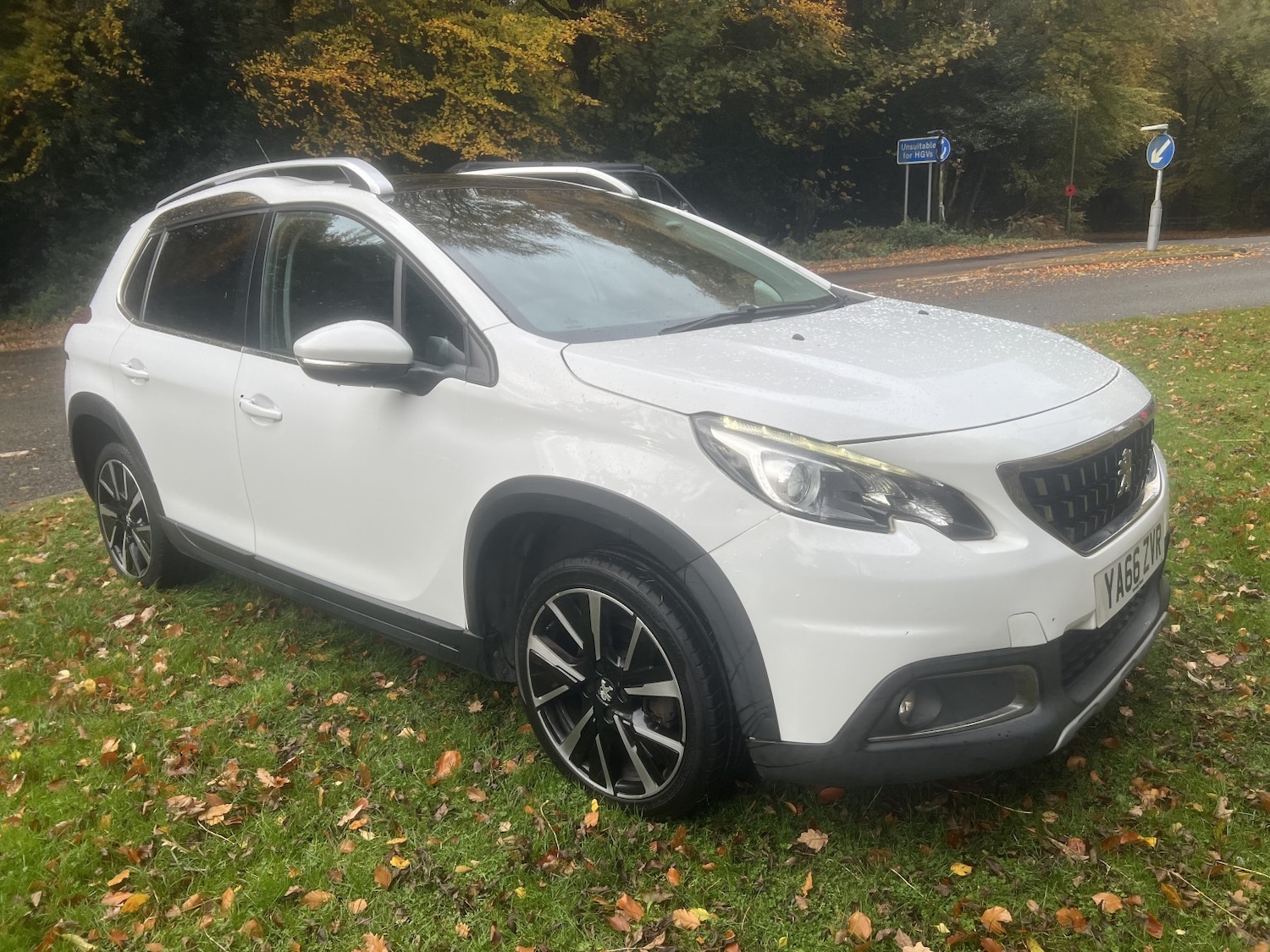 Used Peugeot 2008 2017 for sale - 77464985: Photo 2