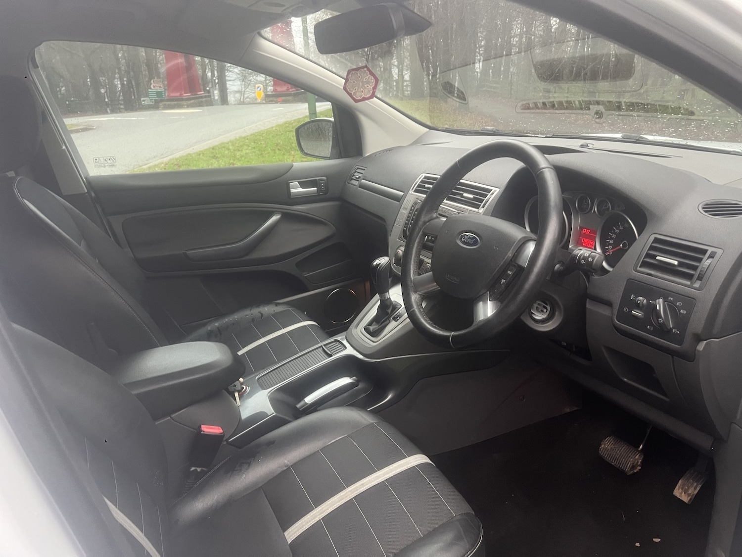 Used Ford Kuga 2012 for sale - 77318329: Photo 11