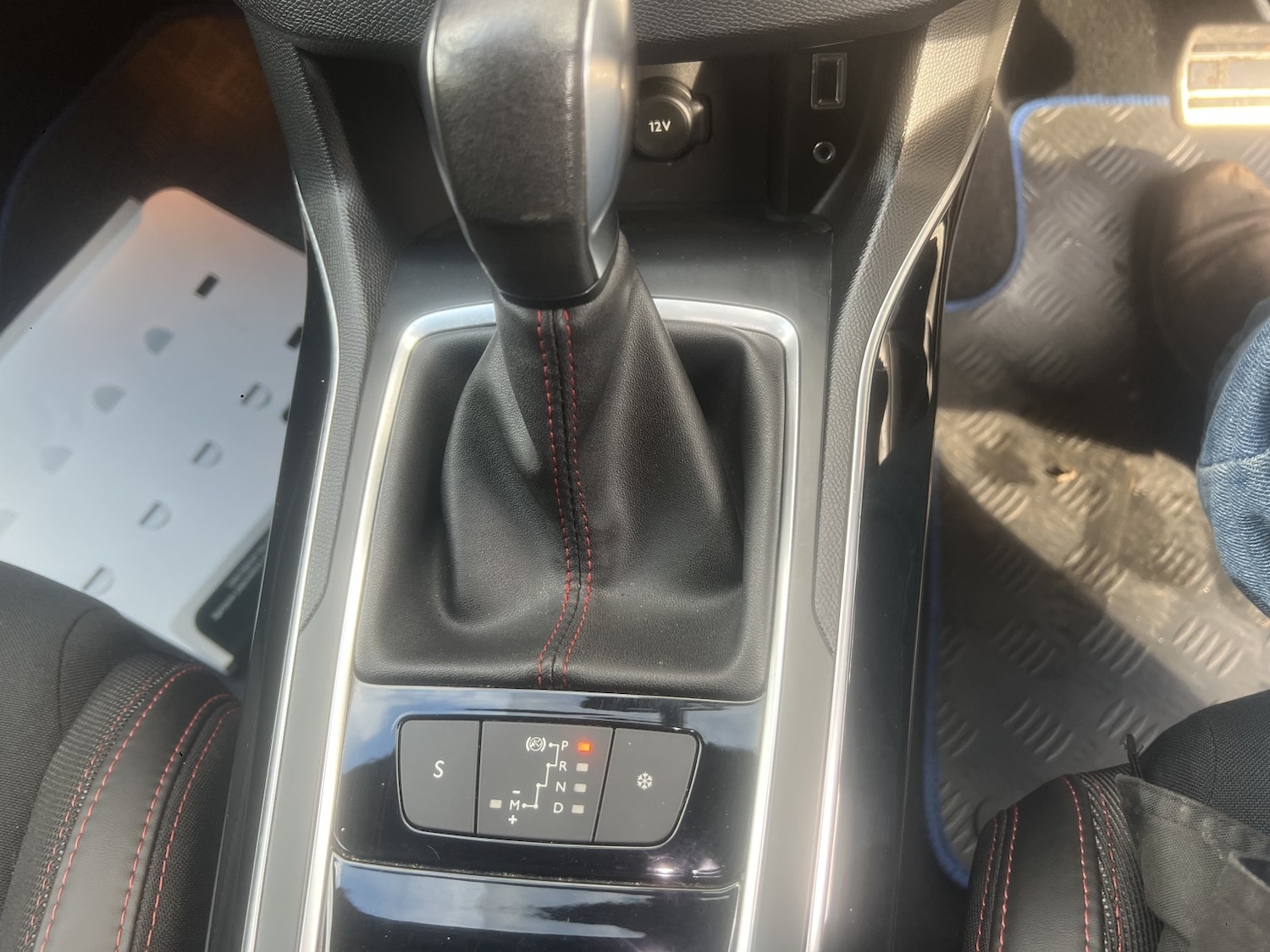 Used Peugeot 308 2016 for sale - 76591482: Photo 13