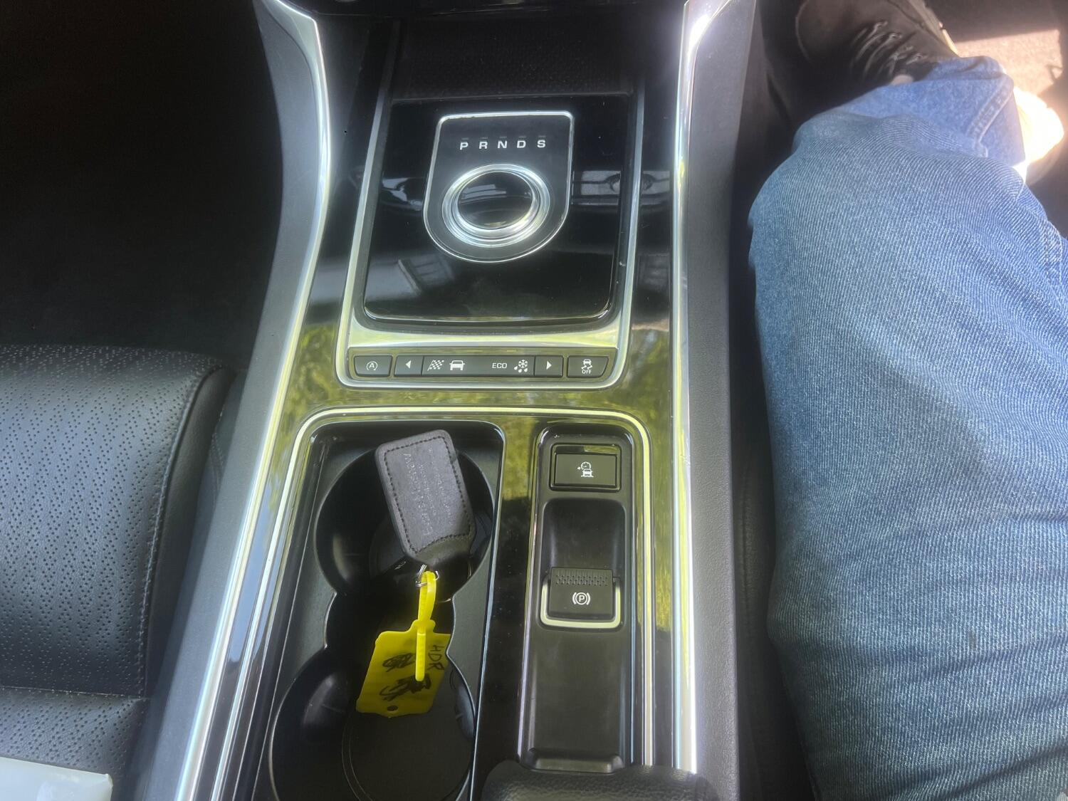 Used Jaguar XF 2016 for sale - 76793232: Photo 14