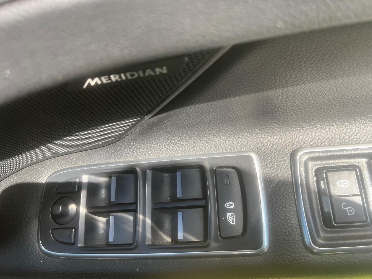 Used Jaguar XF 2016 for sale - 76793232: Photo 15