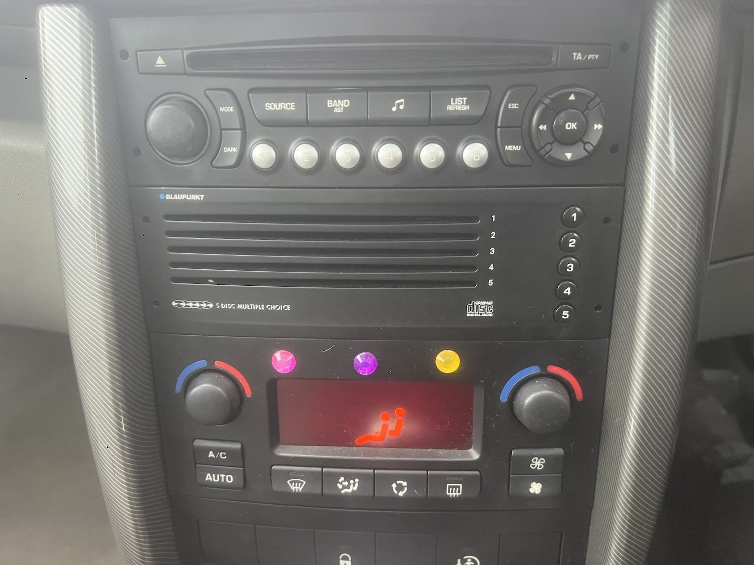 Used Peugeot 207 2008 for sale - 76431035: Photo 14