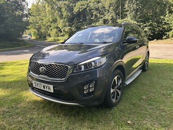 Used Kia Sorento 2017 for sale - 79105100: Photo