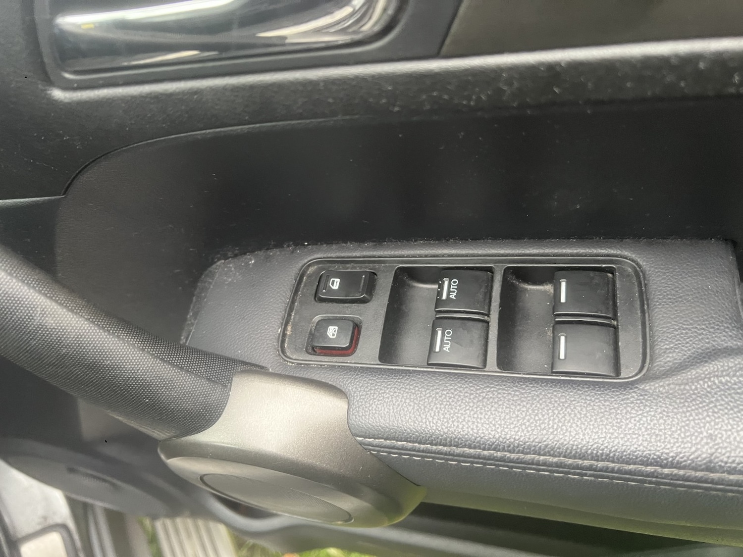 Used Honda CR-V 2011 for sale - 76751860: Photo 14