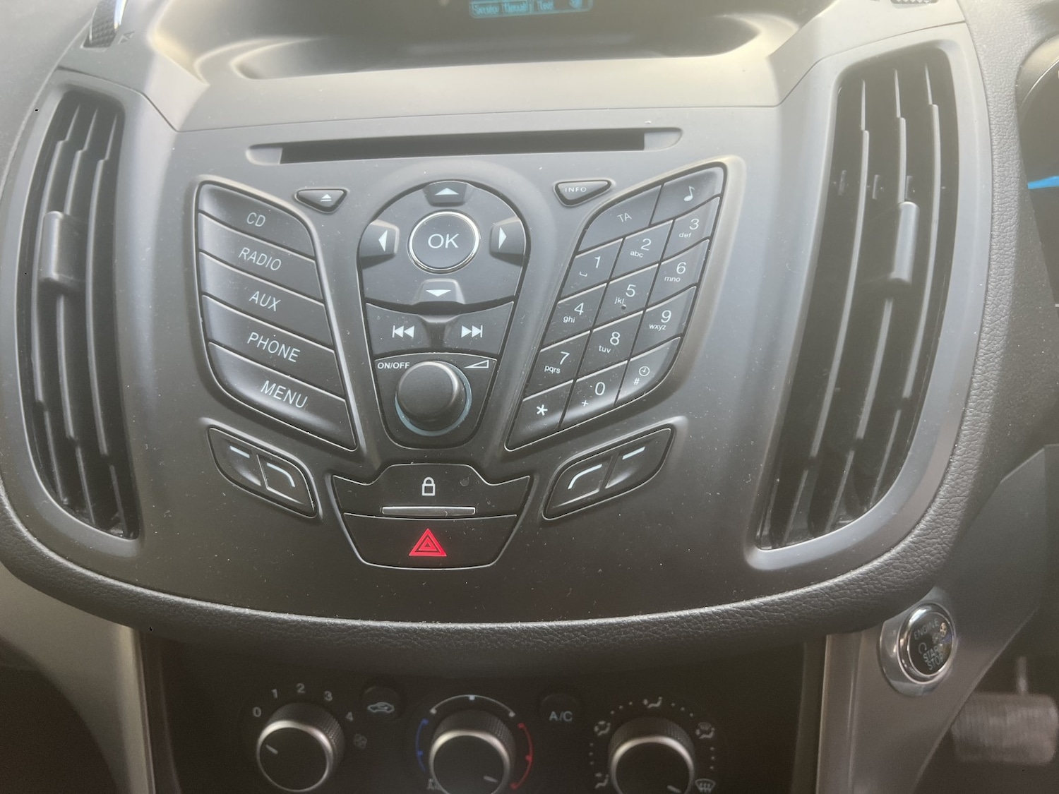 Used Ford Kuga 2015 for sale - 76848640: Photo 11