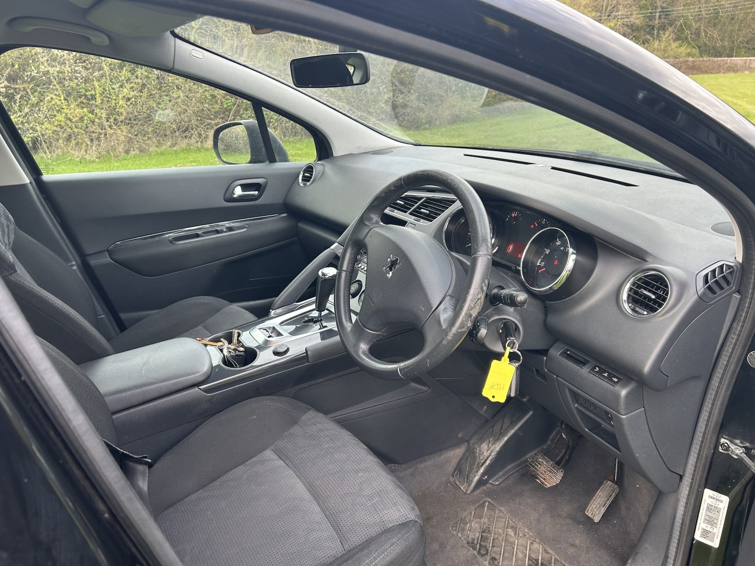 Used Peugeot 3008 2010 for sale - 78209993: Photo 9