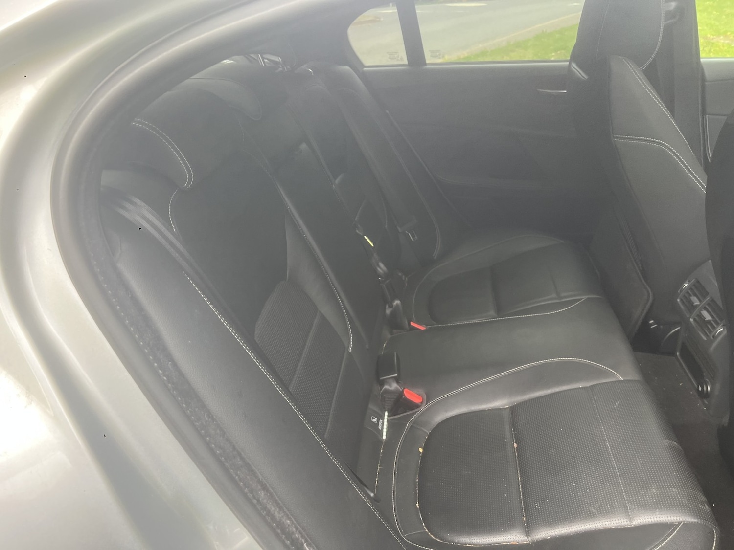 Used Jaguar XE 2018 for sale - 76246227: Photo 12