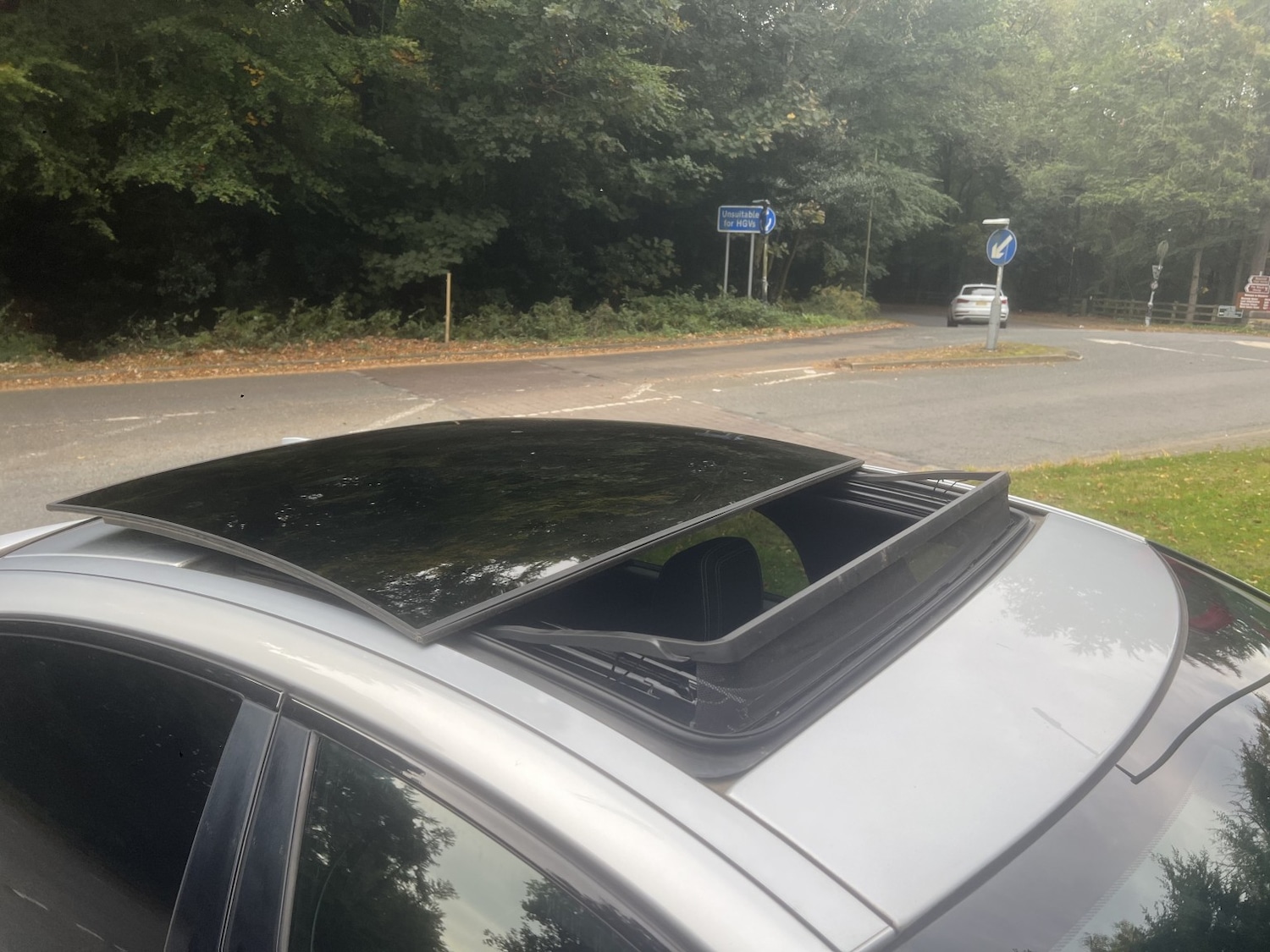 Used Jaguar XE 2018 for sale - 76246227: Photo 9